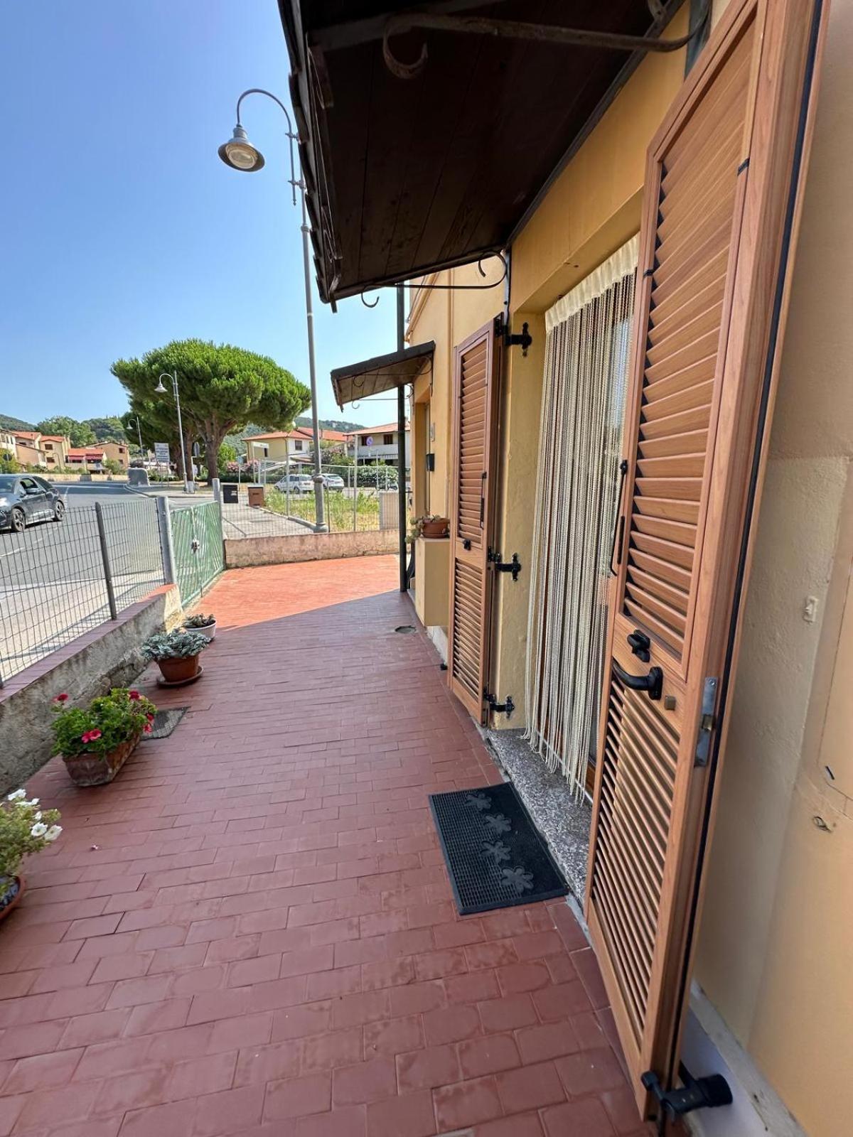 La Casa Di Nonna Ottorina Apartment Venturina Terme Exterior photo